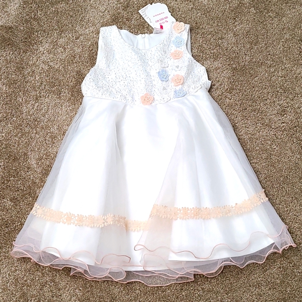 White Organza kids flower girl dress/ Party dress 👗 size 6 NWT!